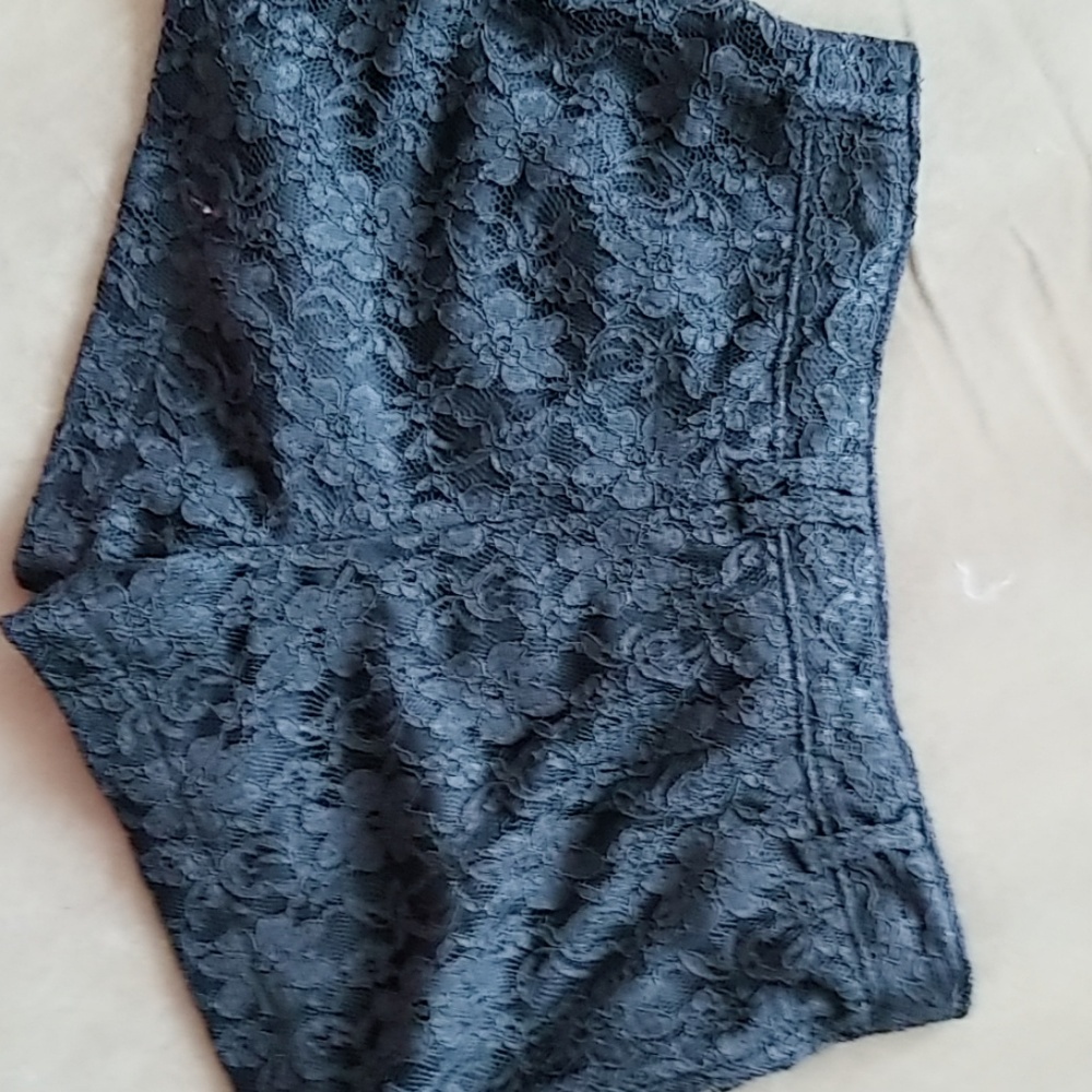 BLACK LACE SHORTS